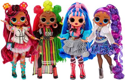 Zbierz wszystkie 4 modne lalki LOL Surprise OMG Queens, Runway Diva, Miss Divine, Sways i Prism. Uwaga każda lalka sprzedawana osobno (patrz zdjęcie powyżej):