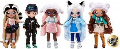 UWAGA!!! Każda laleczka sprzedawana na osobnej aukcji.
Zbierz wszystkie 5 uroczych miękkich dużych lalek z serii 2 Teens (patrz zdjęcie powyżej):